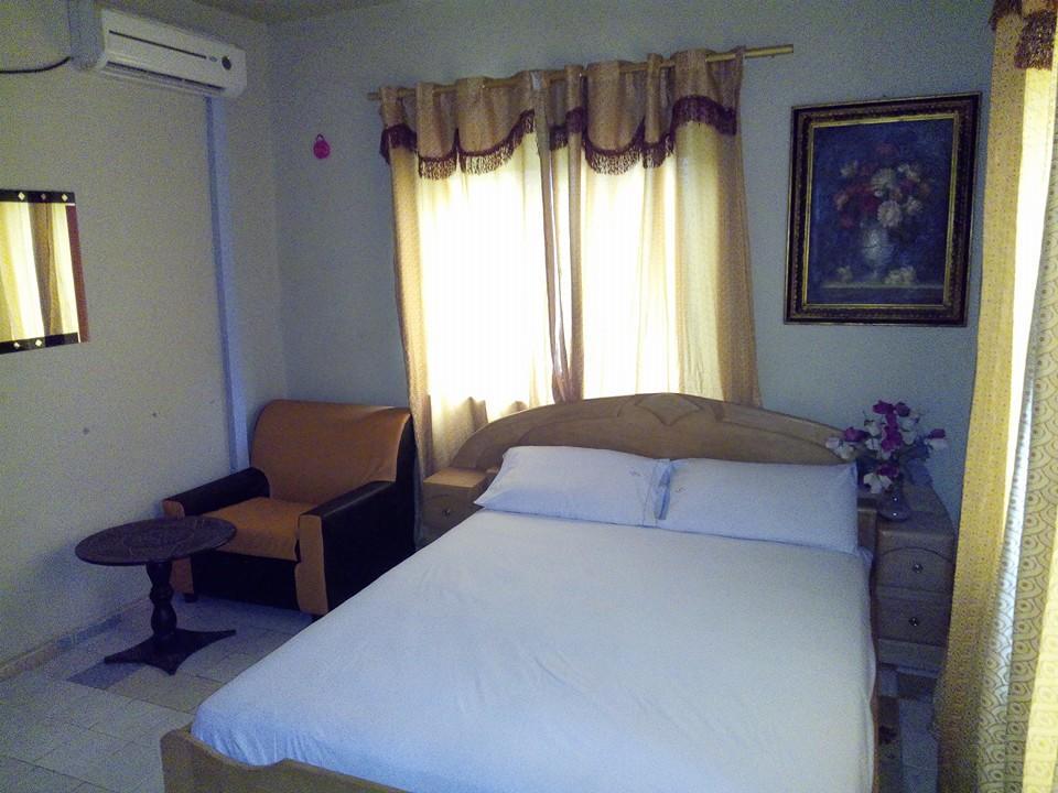 Open Space Hotel 쿠마시 외부 사진